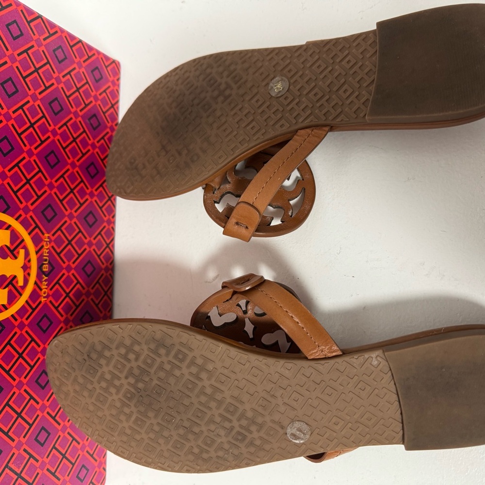 Tory Burch Tan Leather Miller Sandals with Gold Logo - Picture 3 of 5